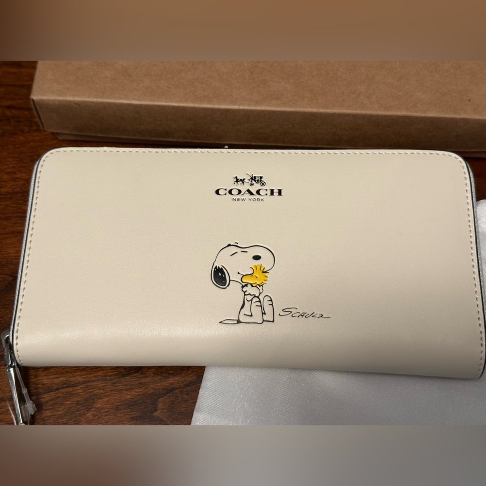 Coach Cream Wallet with Snoopy Design